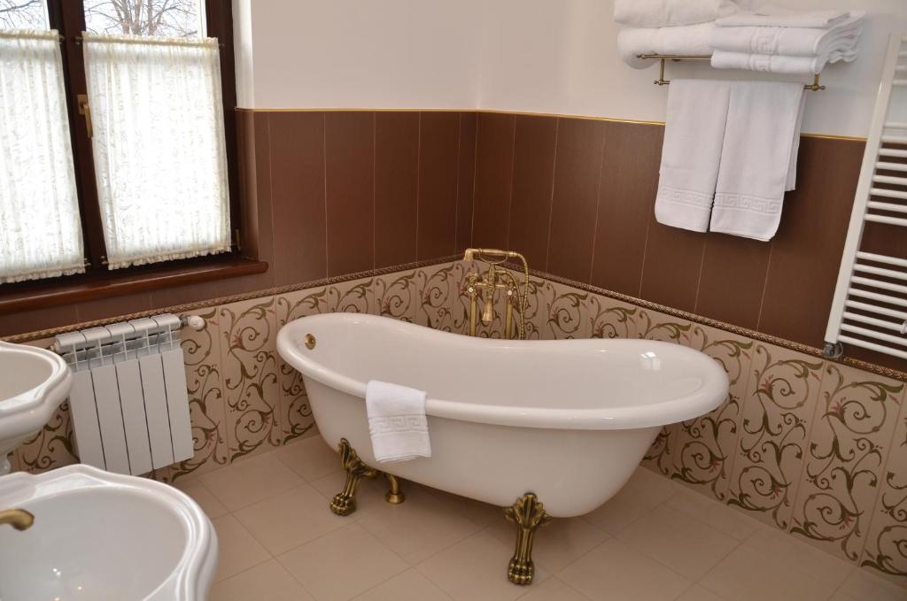 Chateau Royal Hotel Березовка Номер фото